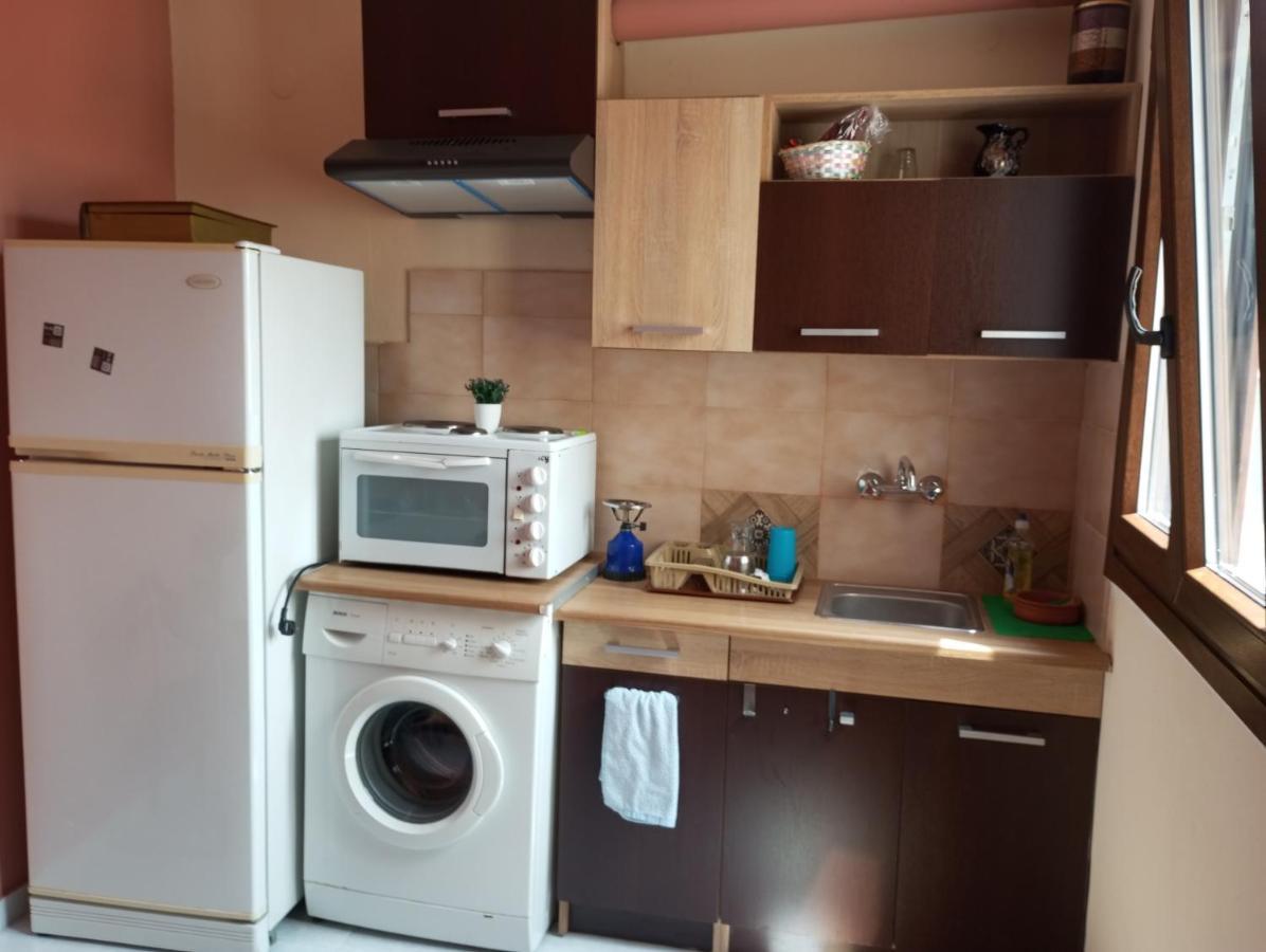 Cozy Studio Flat 1 Bedroom-Very Central Location Mytilíni エクステリア 写真